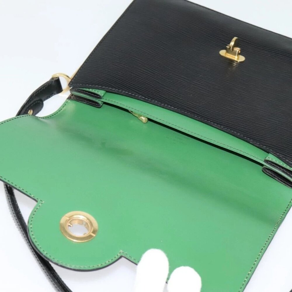 LOUIS VUITTON Epi Free Run Shoulder Bag Green Black M52414 LV Auth - Picture 11 of 16